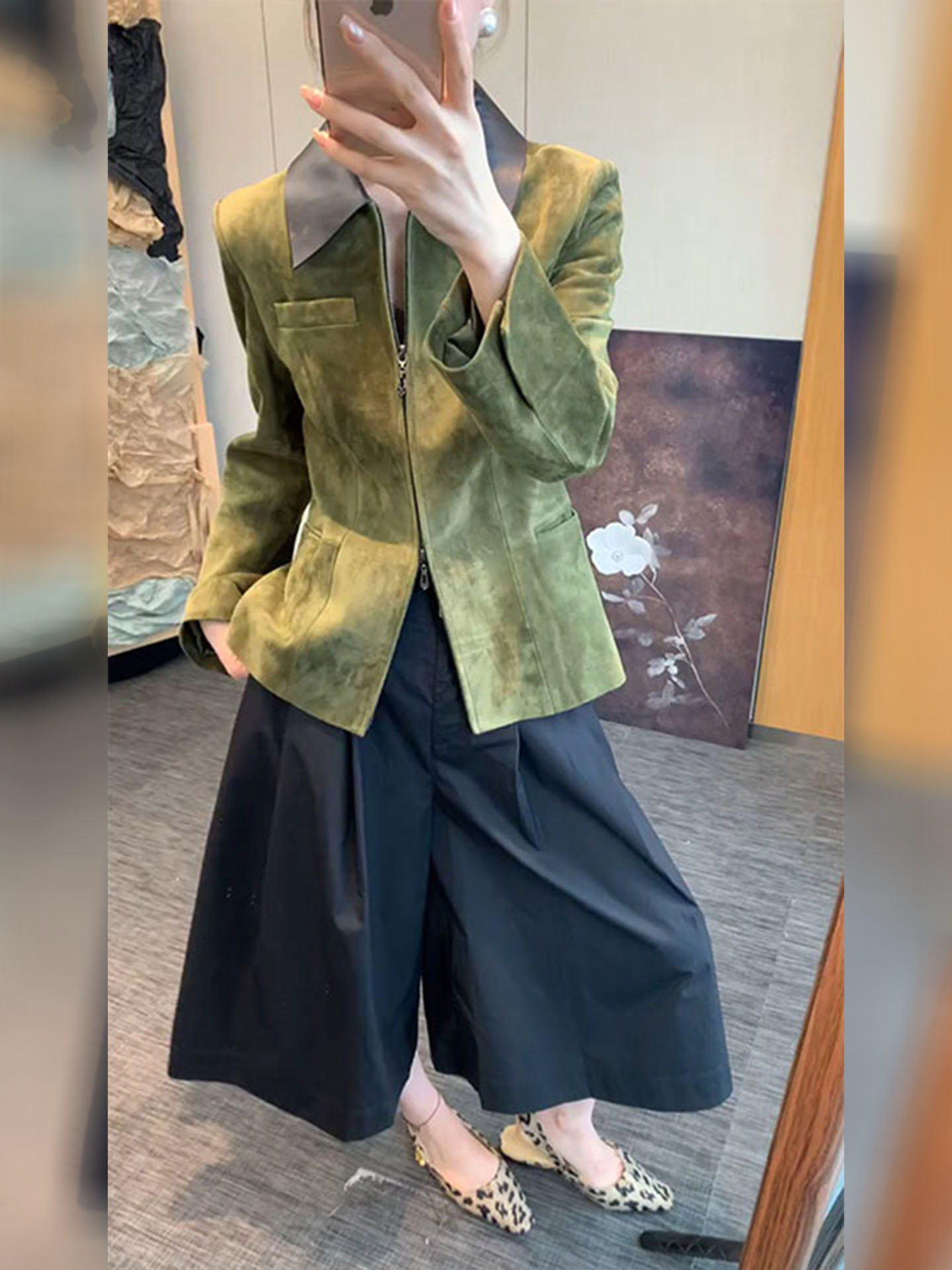 Retro Vintage Korean Fashion - 레트로 스타일 그린 스웨이드 자켓 여성