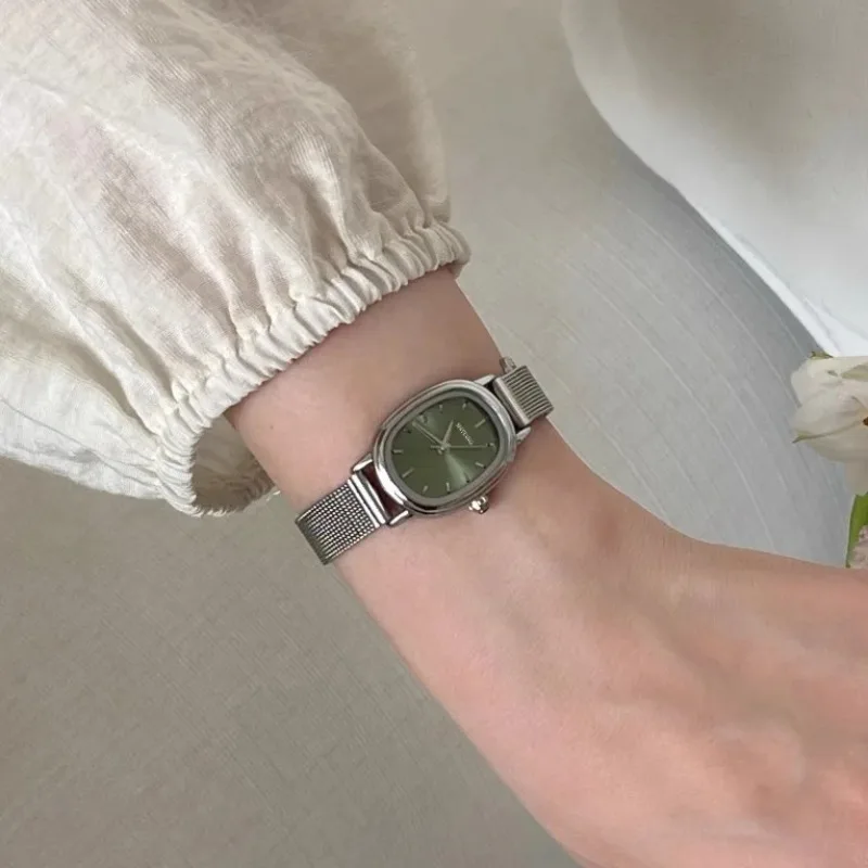 Vintage Fashion Watches - 작은 타원형 다이얼 녹색 시계 간단한